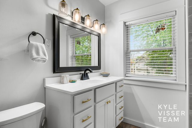 1240 Bemis Street SE, Grand Rapids, MI 49506