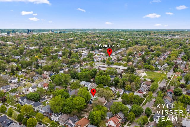 1240 Bemis Street SE, Grand Rapids, MI 49506