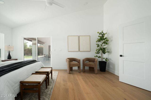 9765 E TURQUOISE Avenue, Scottsdale, AZ 85258