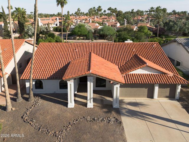 9765 E TURQUOISE Avenue, Scottsdale, AZ 85258