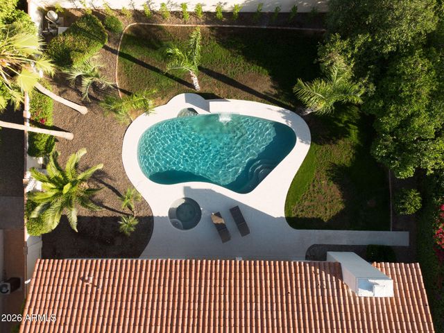 9765 E TURQUOISE Avenue, Scottsdale, AZ 85258