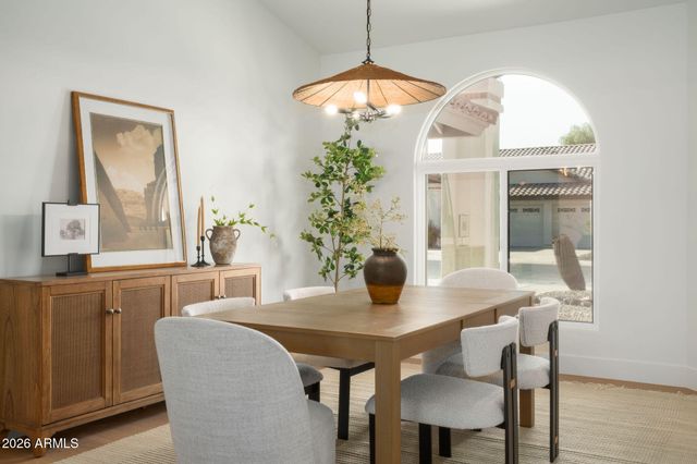 9765 E TURQUOISE Avenue, Scottsdale, AZ 85258