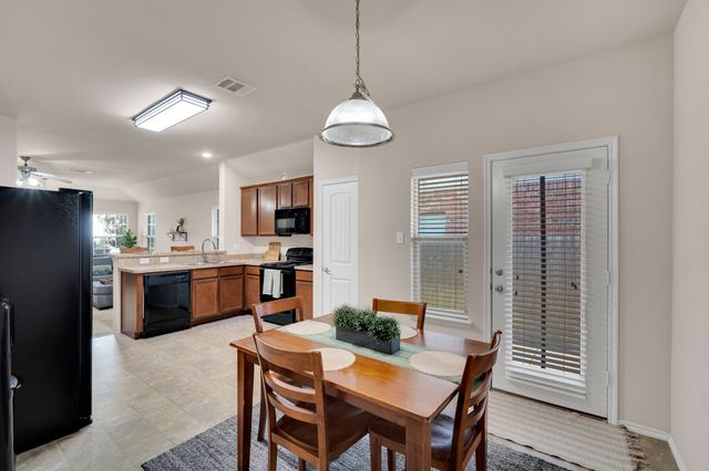 2005 Peony Street, Heartland, TX 75126