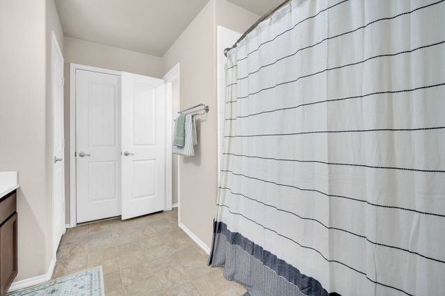 2005 Peony Street, Heartland, TX 75126