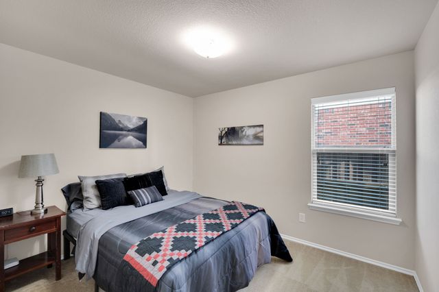 2005 Peony Street, Heartland, TX 75126