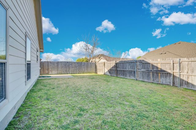 2005 Peony Street, Heartland, TX 75126