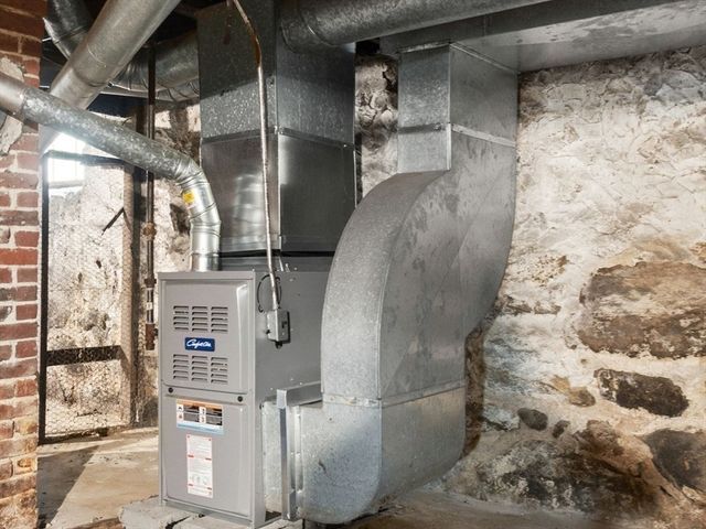 508 Elliott St, Beverly, MA 01915