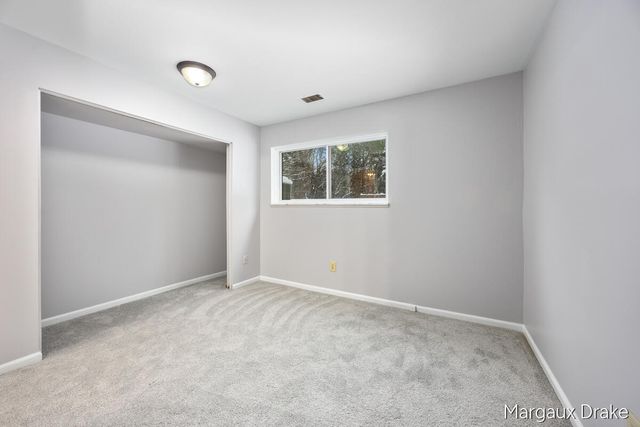 6716 Cascade Road 37, Grand Rapids, MI 49546