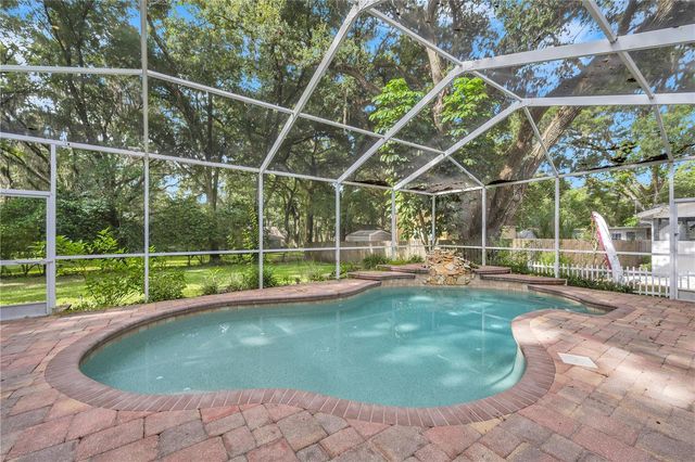 1507 W WINDHORST ROAD, Brandon, FL 33510