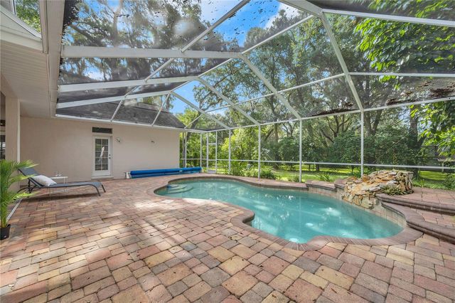 1507 W WINDHORST ROAD, Brandon, FL 33510