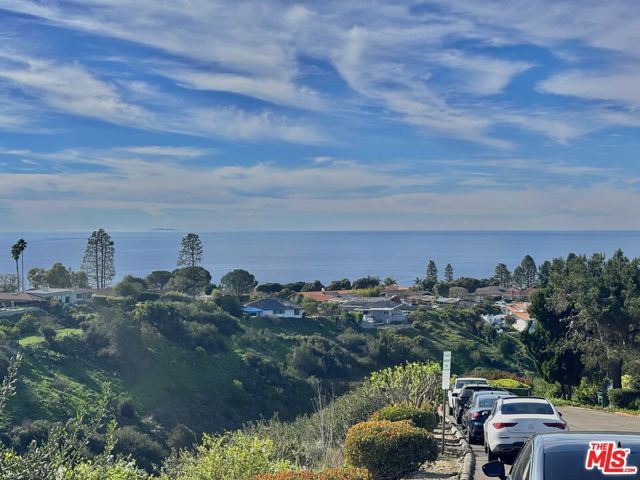 6526 Ocean Crest Drive 102, Rancho Palos Verdes, CA 90275