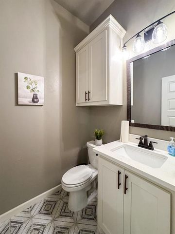 2913 Summit Hollow Circle, Norman, OK 73071