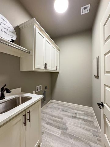 2913 Summit Hollow Circle, Norman, OK 73071