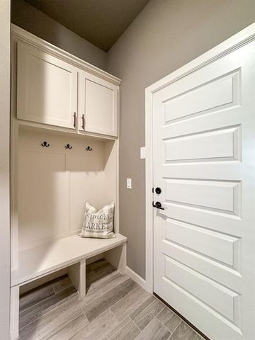 2913 Summit Hollow Circle, Norman, OK 73071