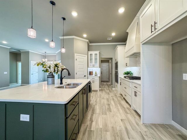 2913 Summit Hollow Circle, Norman, OK 73071