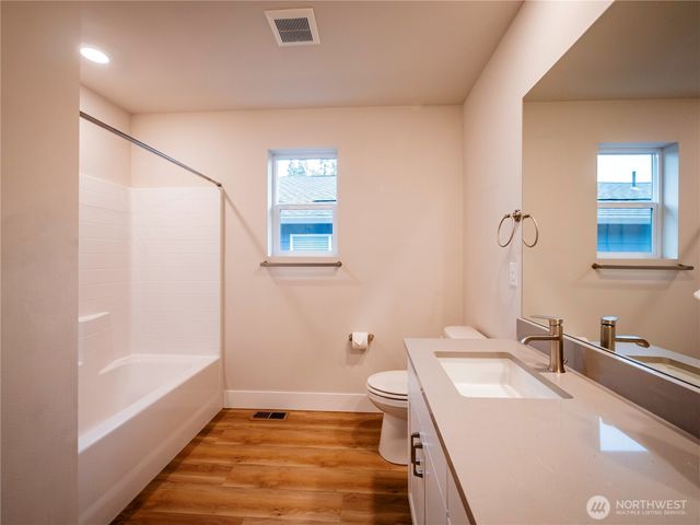 5393 CENTURY Place NE, Lacey, WA 98516