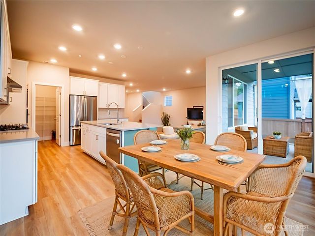 5393 CENTURY Place NE, Lacey, WA 98516