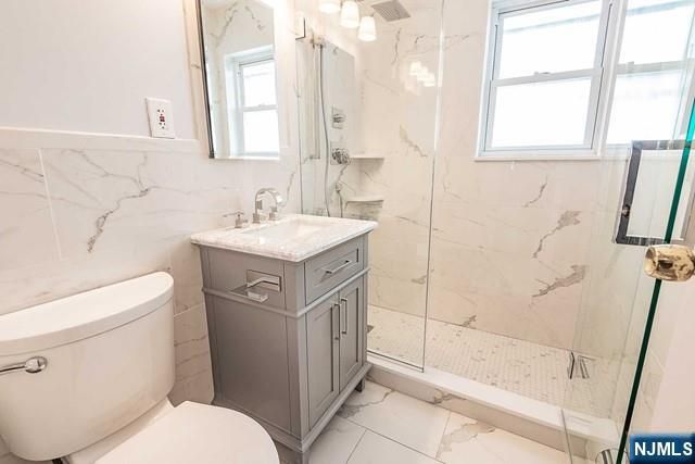 127 Regency Park, Ramsey, NJ 07446
