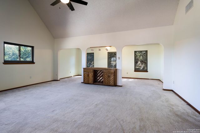 29342 seabiscuit, Fair Oaks Ranch, TX 78015