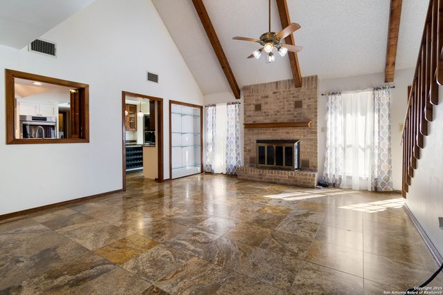 29342 seabiscuit, Fair Oaks Ranch, TX 78015