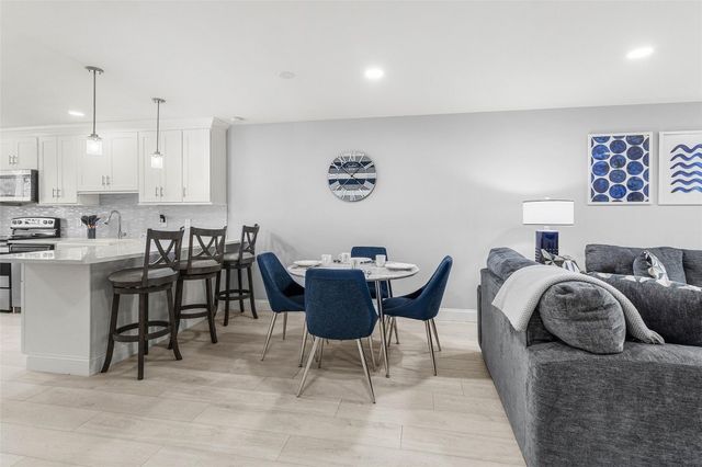9286 Vista Del Lago, Boca Raton, FL 33428