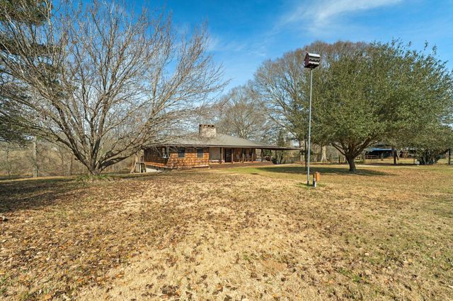 119 Betty Ln., Poplarville, MS 39470