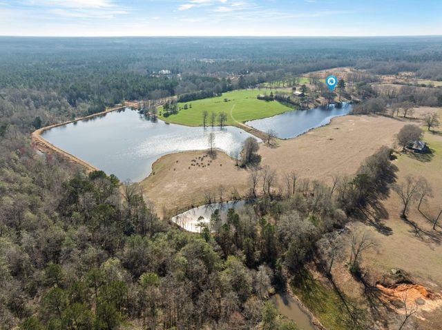 119 Betty Ln., Poplarville, MS 39470