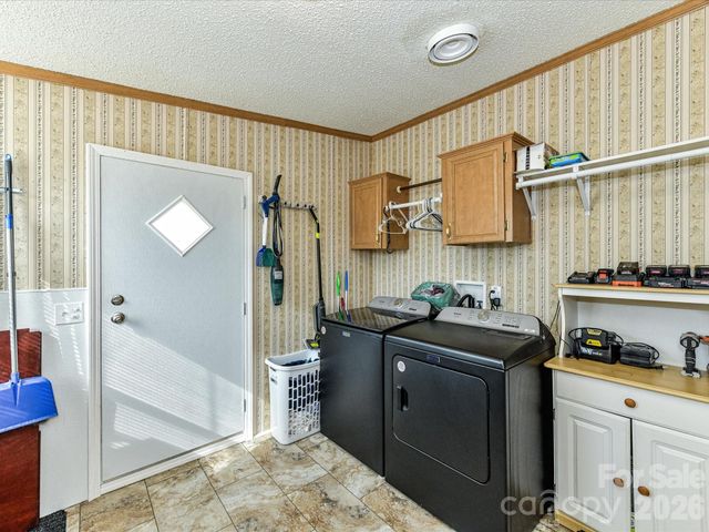 1565 Foxbrook Circle, Lancaster, SC 29720