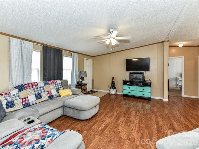 1565 Foxbrook Circle, Lancaster, SC 29720