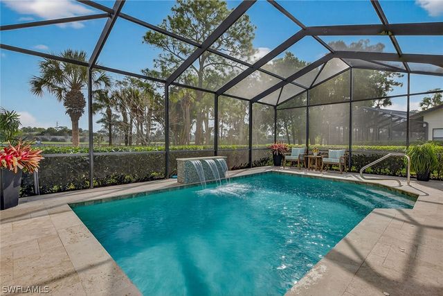 162 Cypress View DR C30, Naples, FL 34113