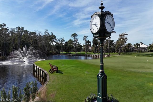 162 Cypress View DR C30, Naples, FL 34113