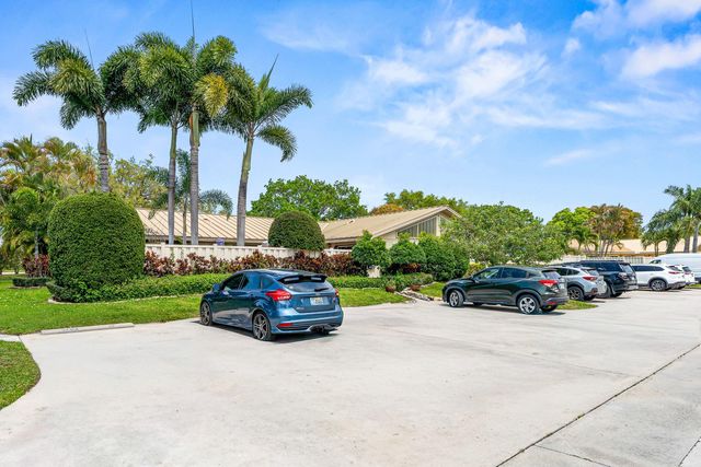 5789 Golden Eagle Circle, Palm Beach Gardens, FL 33418