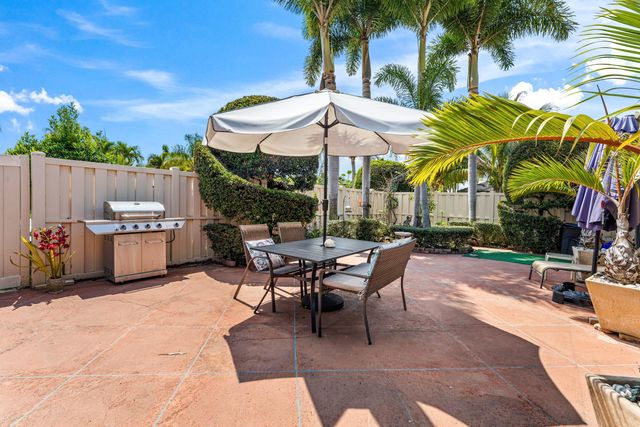 5789 Golden Eagle Circle, Palm Beach Gardens, FL 33418