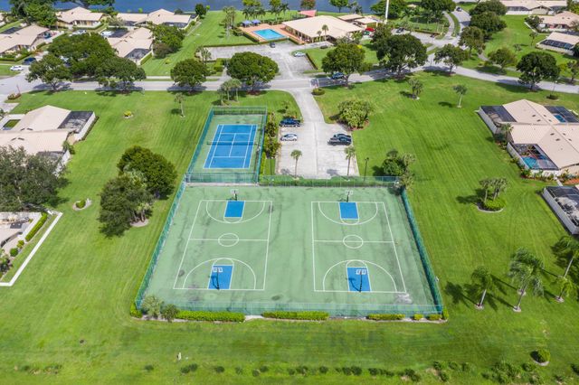 5789 Golden Eagle Circle, Palm Beach Gardens, FL 33418