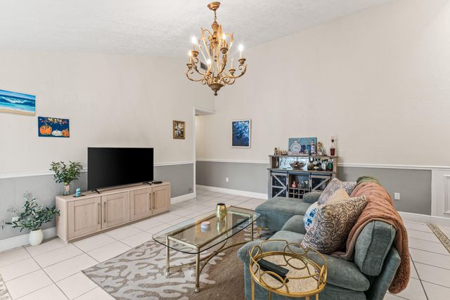 5789 Golden Eagle Circle, Palm Beach Gardens, FL 33418