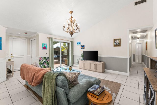 5789 Golden Eagle Circle, Palm Beach Gardens, FL 33418