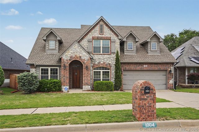 1004 W Elmira Street, Broken Arrow, OK 74012