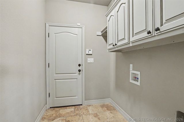 1004 W Elmira Street, Broken Arrow, OK 74012