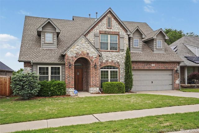 1004 W Elmira Street, Broken Arrow, OK 74012