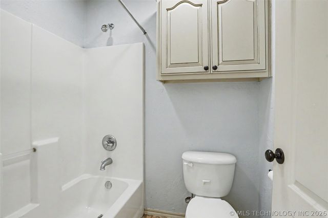 1004 W Elmira Street, Broken Arrow, OK 74012