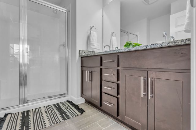 2563 Napa Valley Way, Columbia, TN 38401