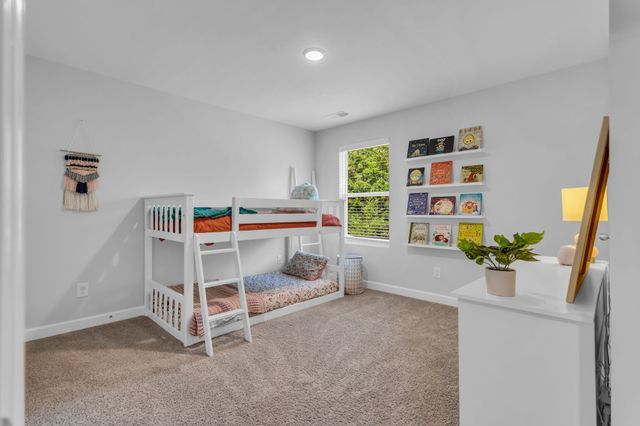 2563 Napa Valley Way, Columbia, TN 38401