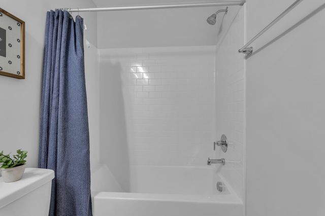 2563 Napa Valley Way, Columbia, TN 38401