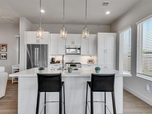 5702 Rucio Lane, Houston, TX 77092