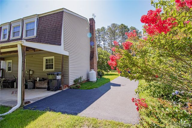 25014 James Ave, Dinwiddie, VA 23803