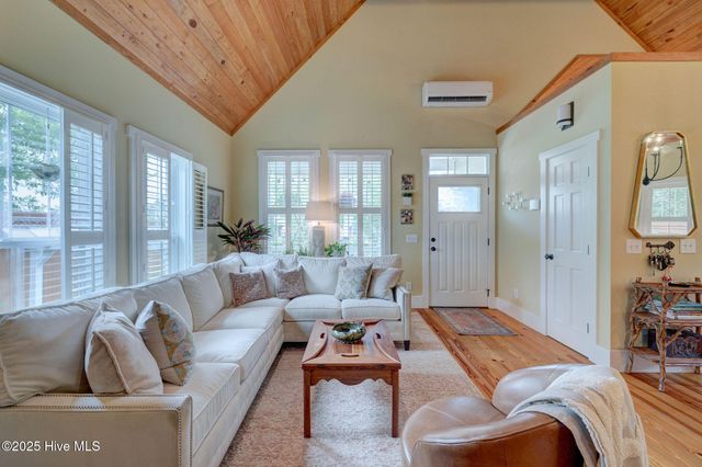 2039 Jefferson Street, Wilmington, NC 28401