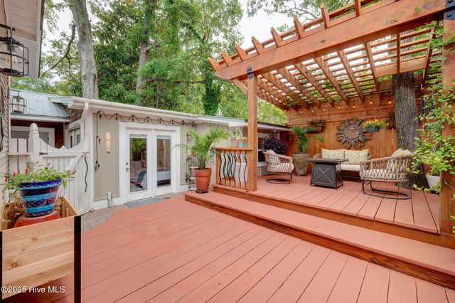 2039 Jefferson Street, Wilmington, NC 28401