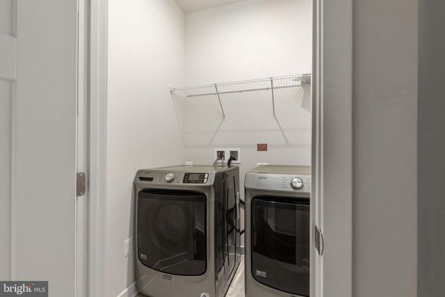 103 TWINLEAF WAY, Lake Frederick, VA 22630