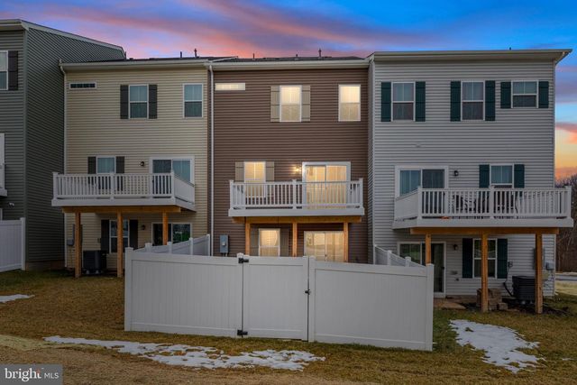 103 TWINLEAF WAY, Lake Frederick, VA 22630