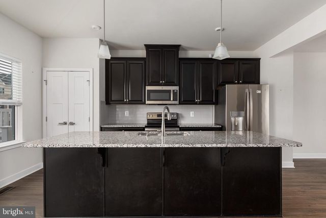 103 TWINLEAF WAY, Lake Frederick, VA 22630